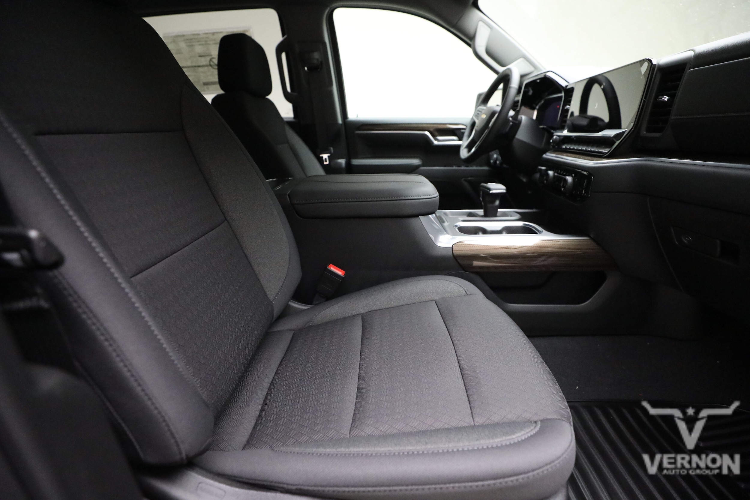 2026 Chevrolet Silverado 1500 LT - Photo 11