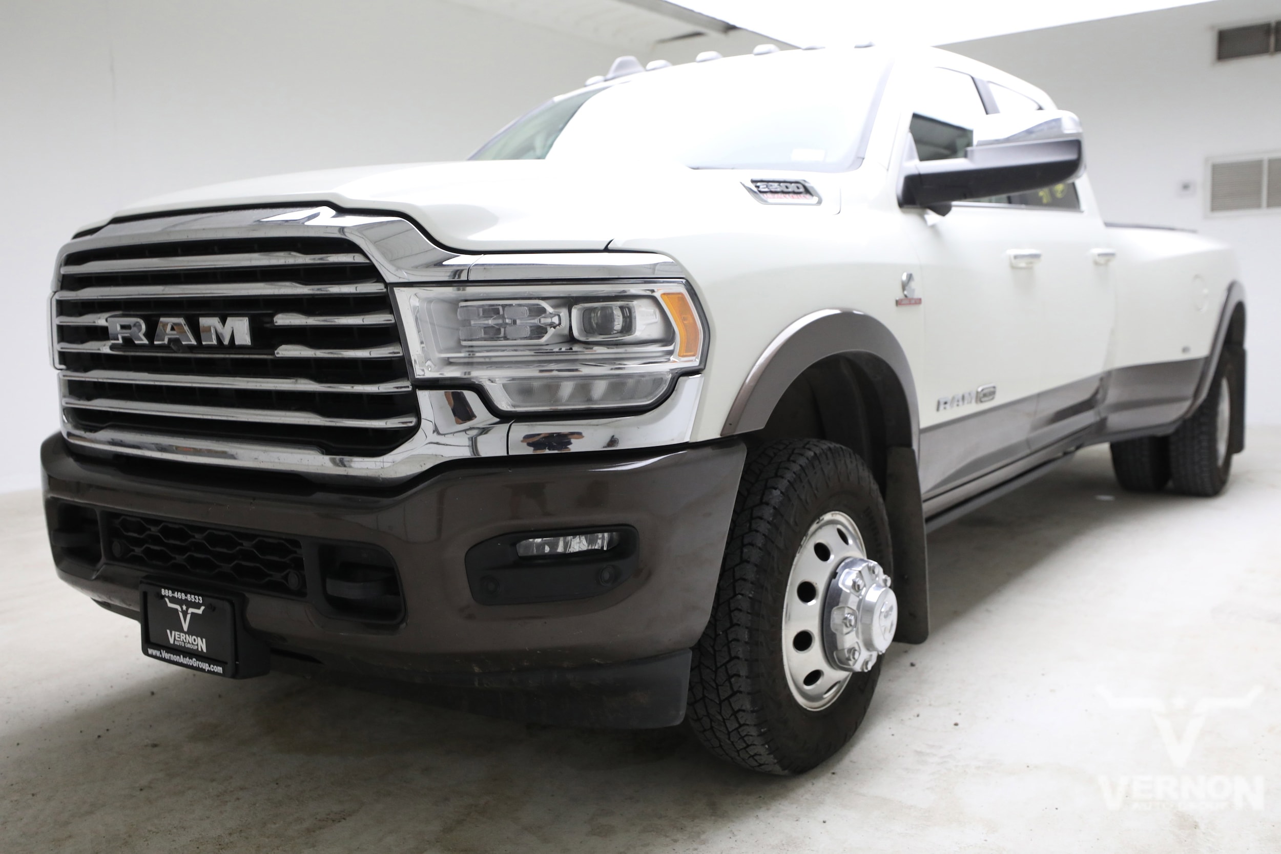 2019 RAM 3500 Longhorn 4X4 Crew Cab LWB's photo