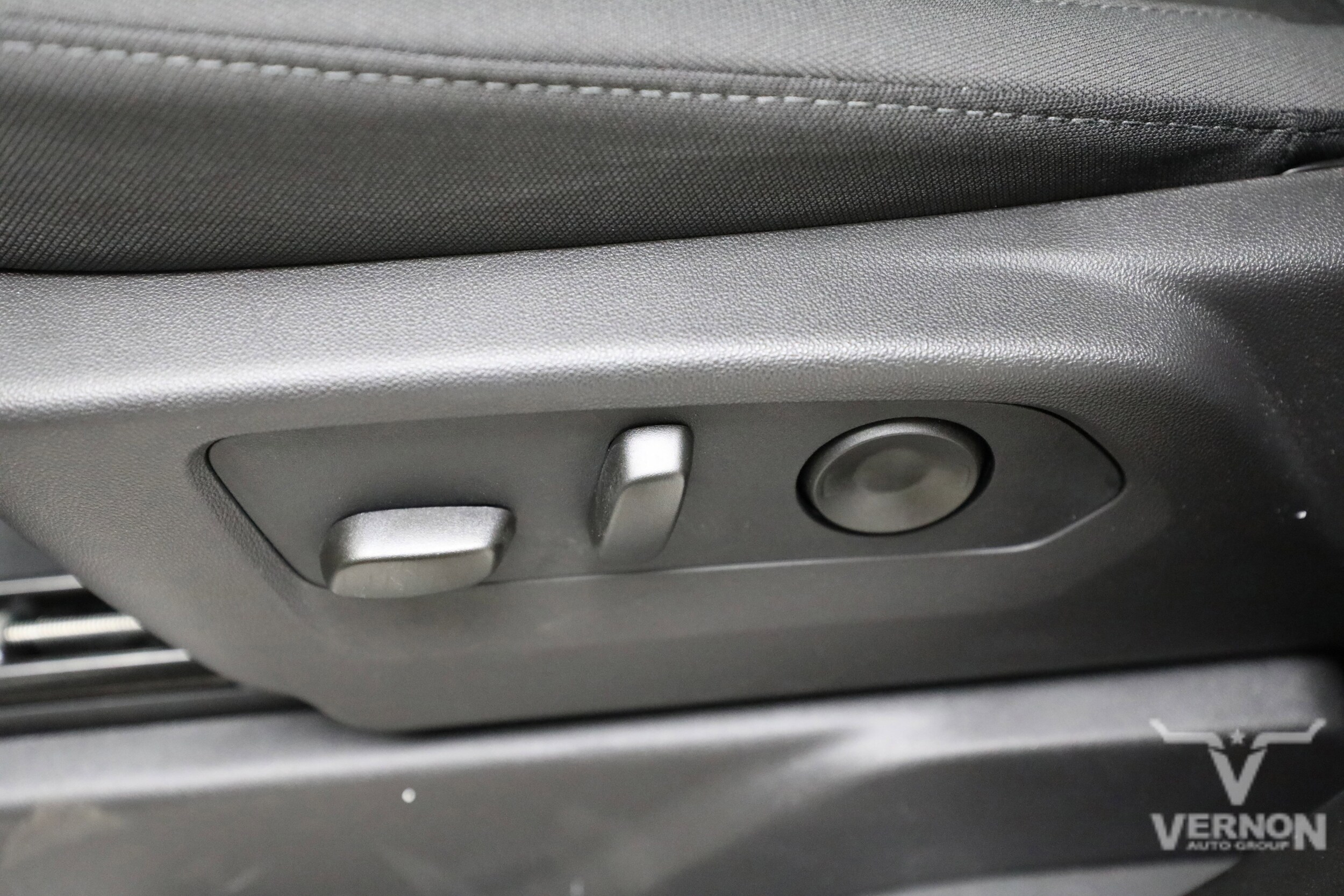 2026 Chevrolet Silverado 1500 LT - Photo 14