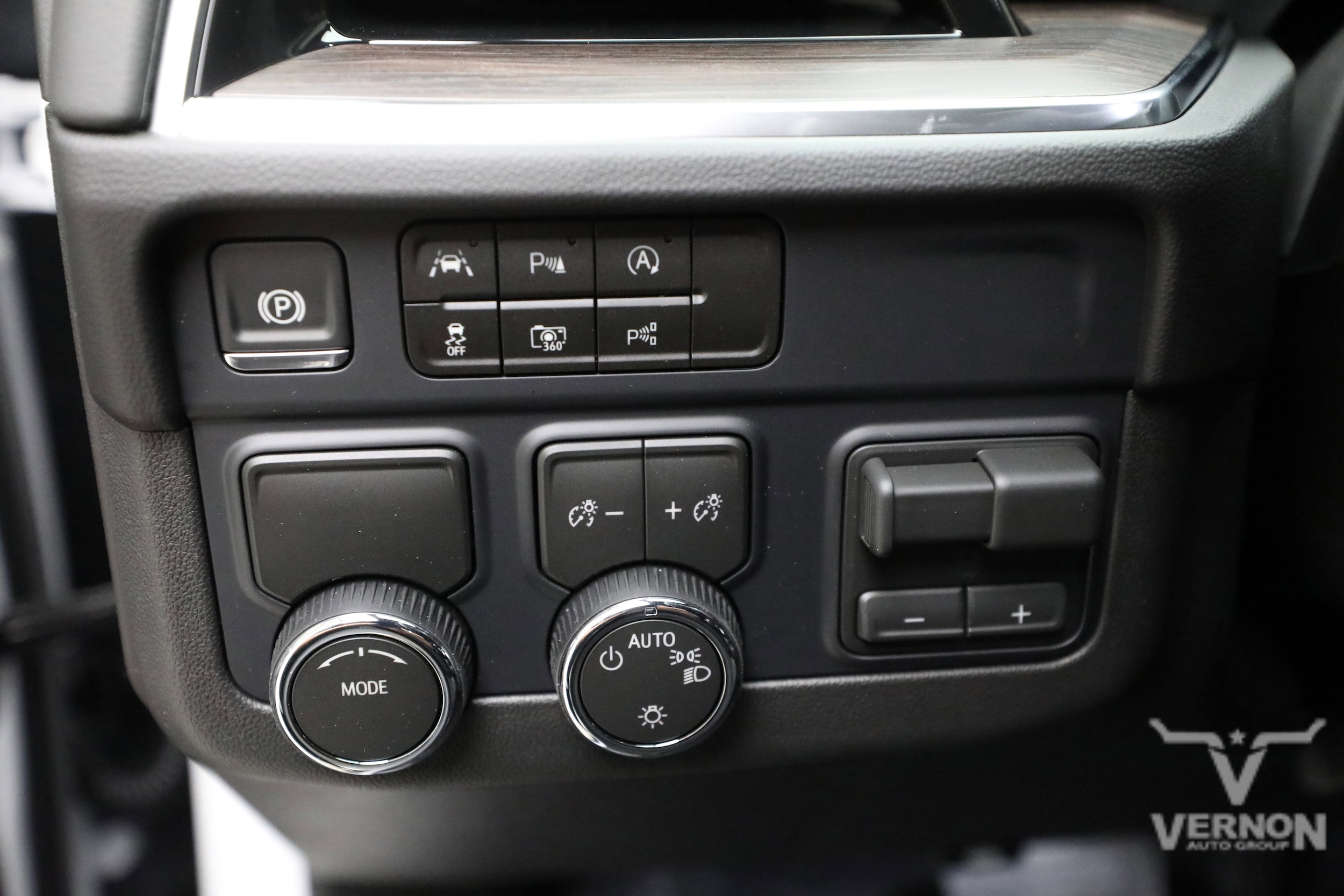 2026 Chevrolet Tahoe LS - Photo 16