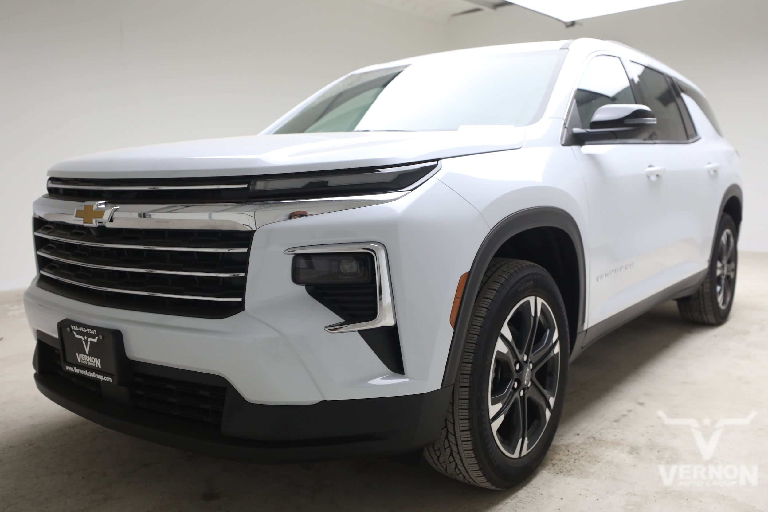 New 2027 Chevrolet Traverse LT