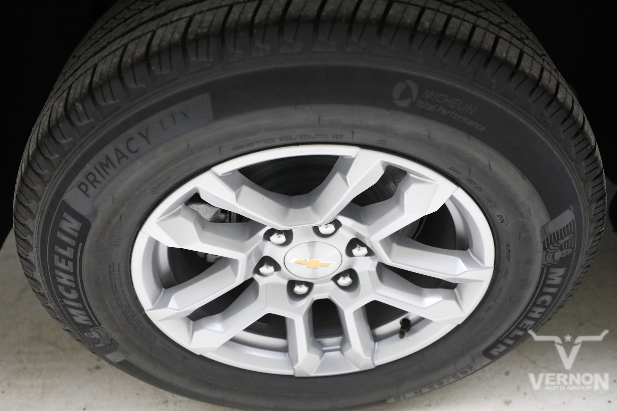 2026 Chevrolet Tahoe LS - Photo 32