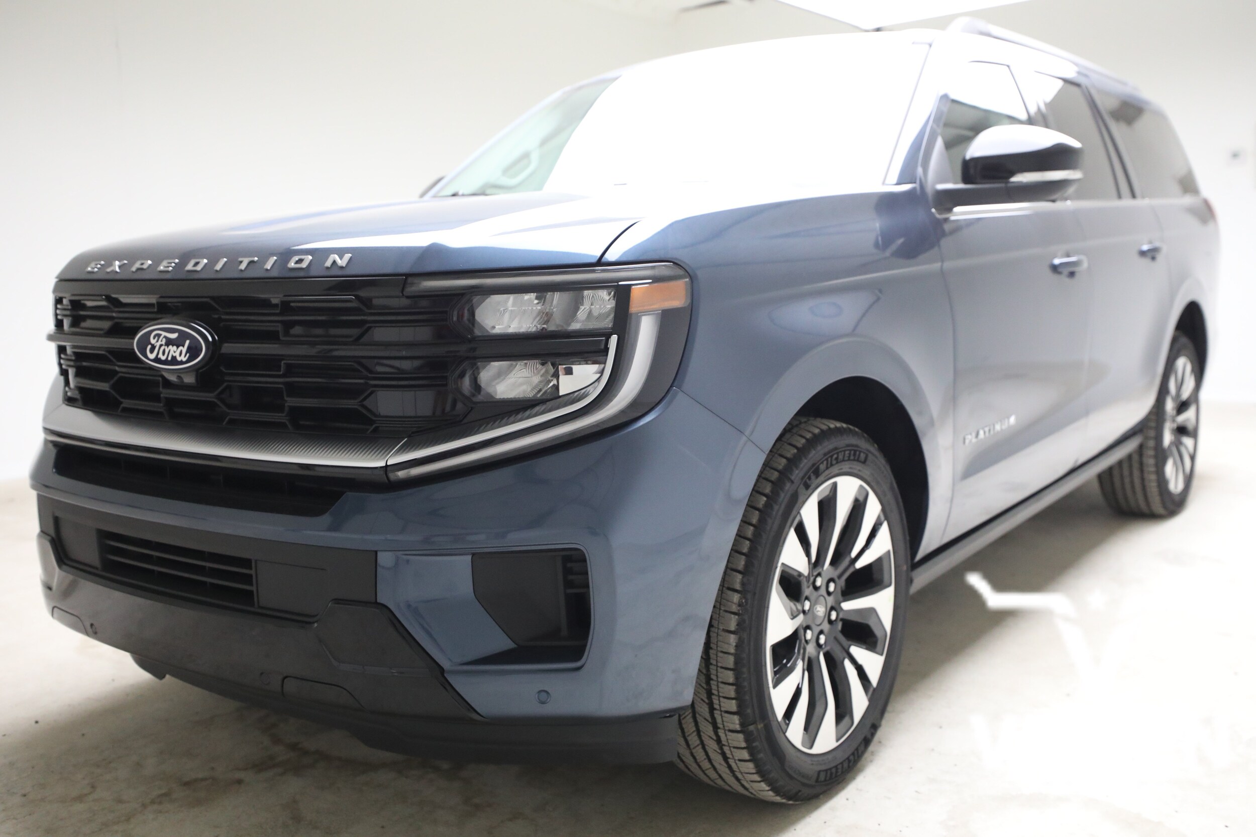 New 2027 Ford Expedition Max Platinum