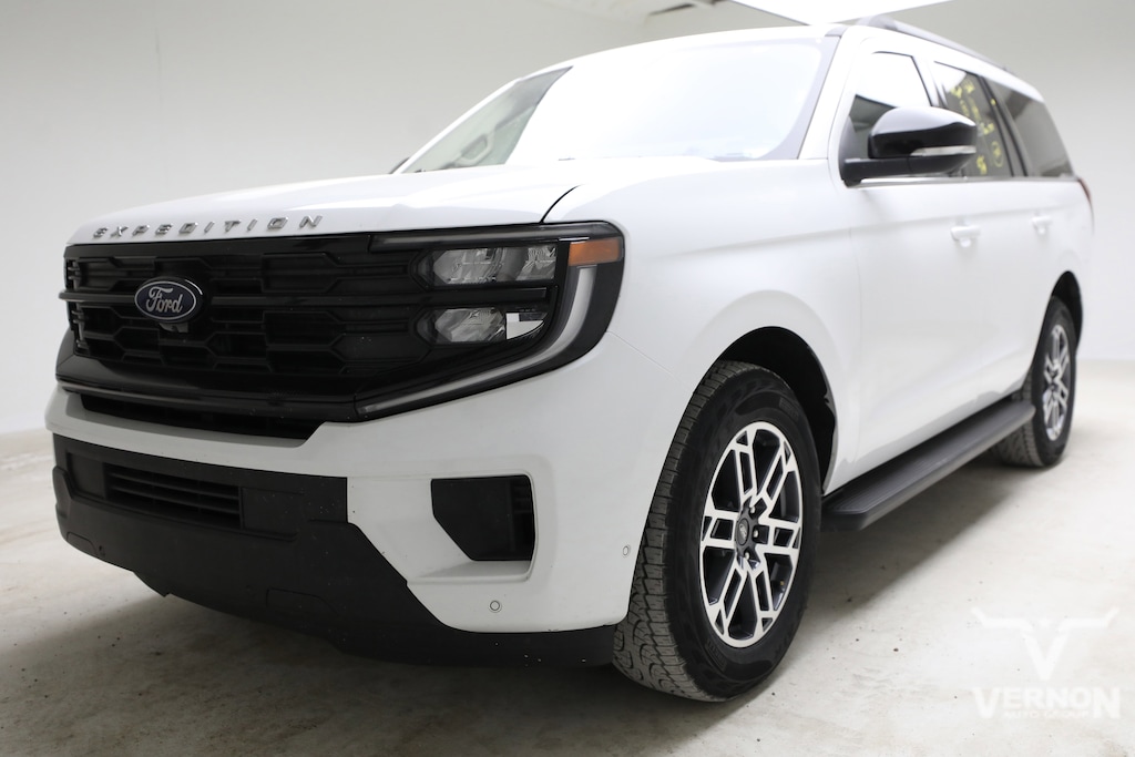 Used 2025 Ford Expedition Active SUV