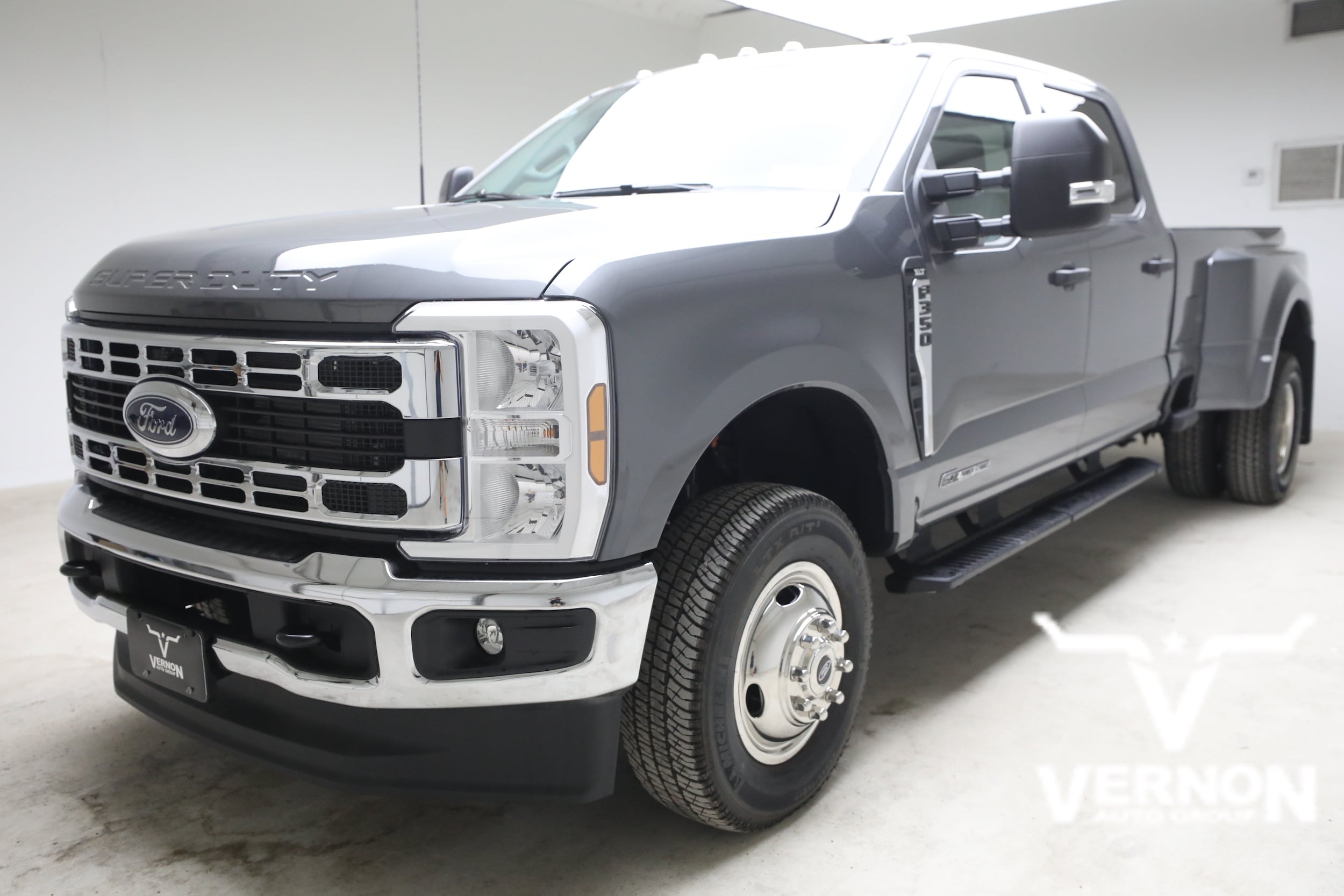 New 2026 Ford F-350 XLT