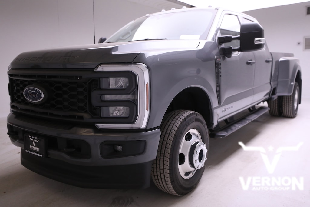 New 2026 Ford F-350 Truck Crew Cab