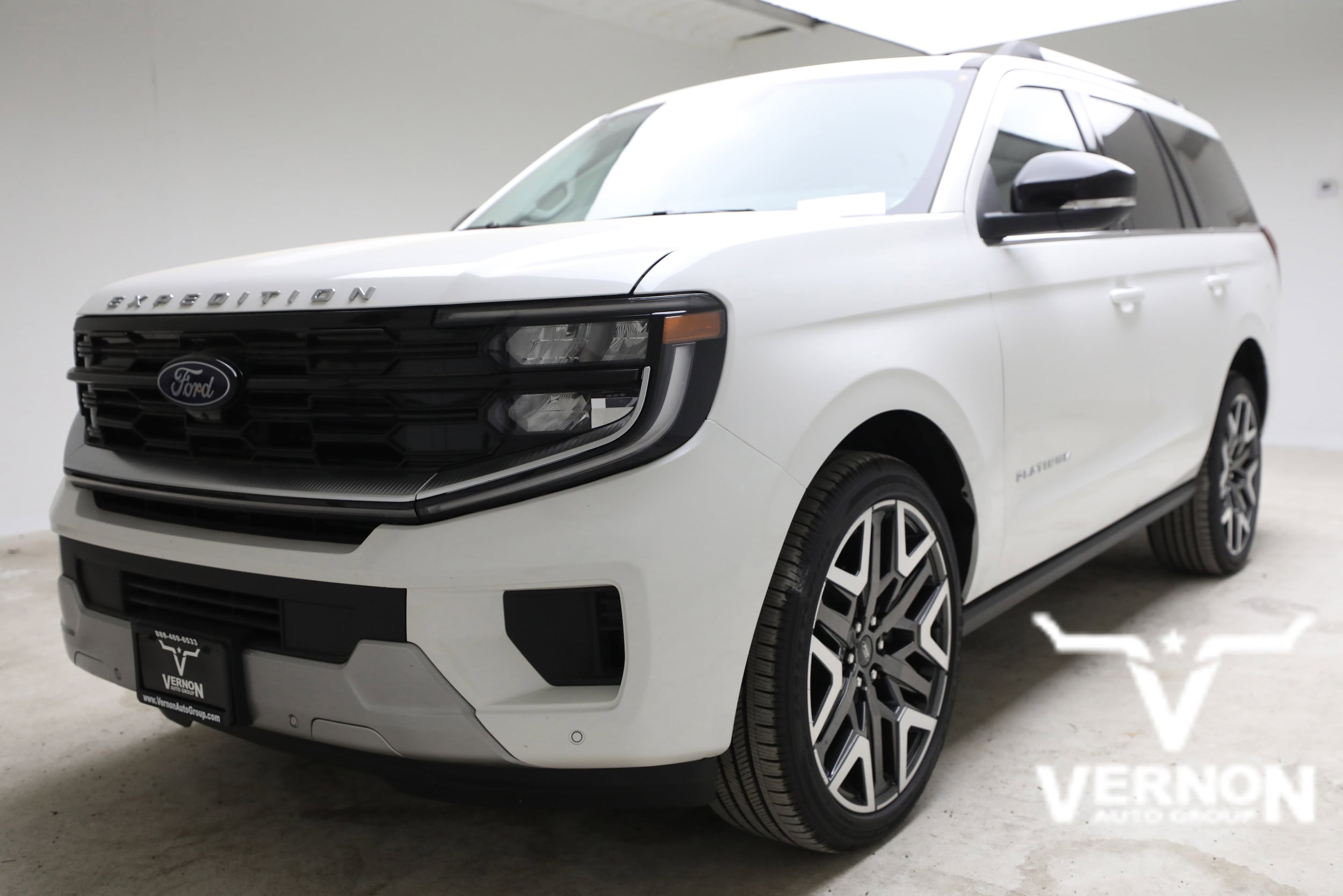 New 2026 Ford Expedition Platinum