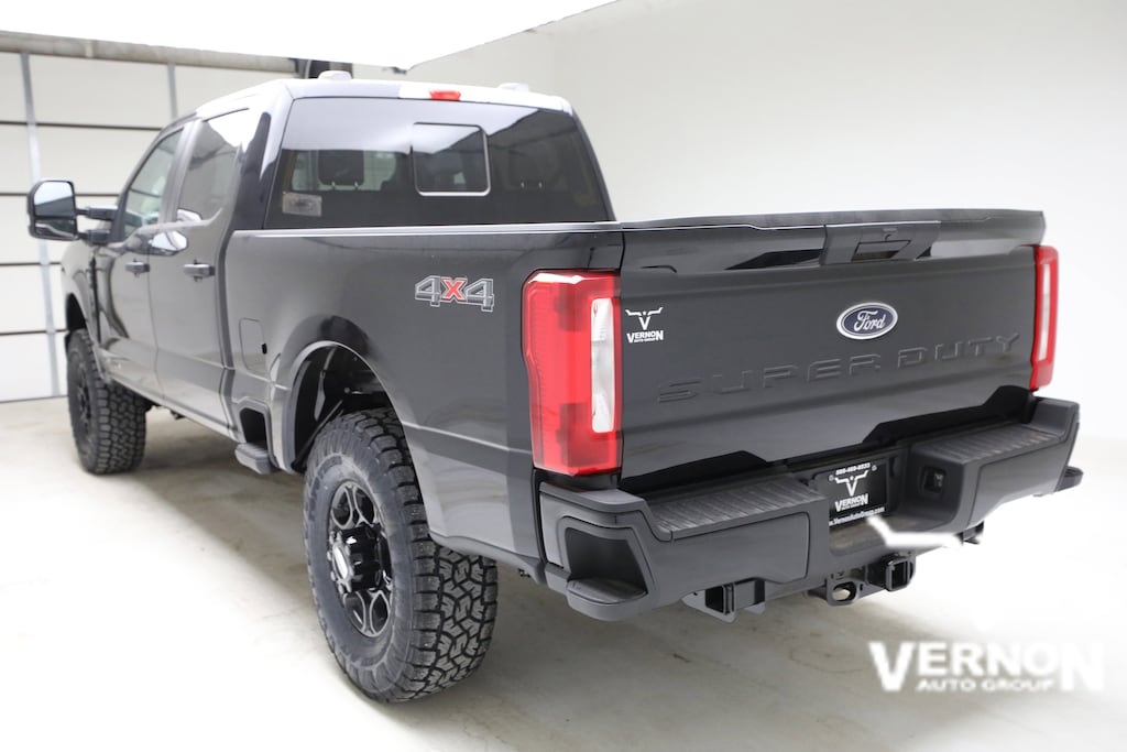 New 2026 Ford F-250 Truck Crew Cab