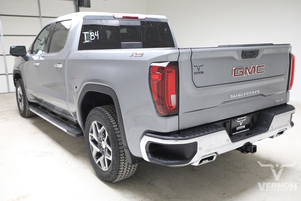 New 2026 GMC Sierra 1500 SLT Truck Crew Cab
