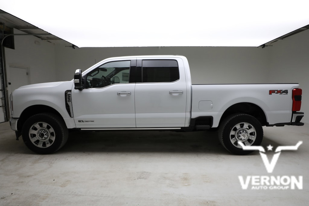 New 2026 Ford F-250 King Ranch Truck Crew Cab