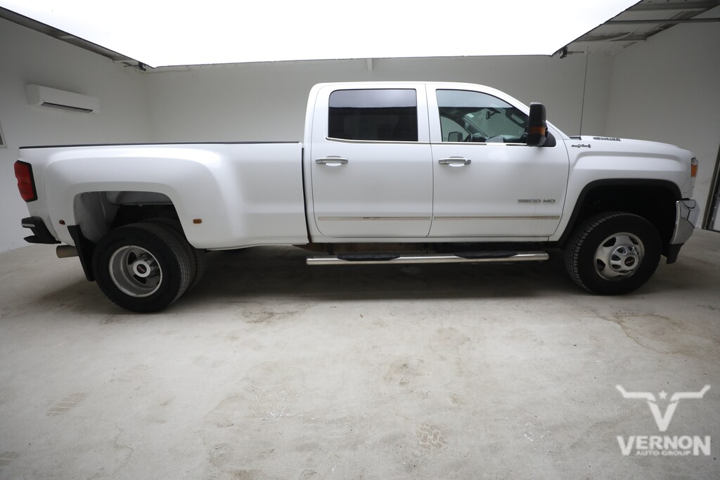 Used 2018 GMC Sierra 3500HD Base Truck Crew Cab