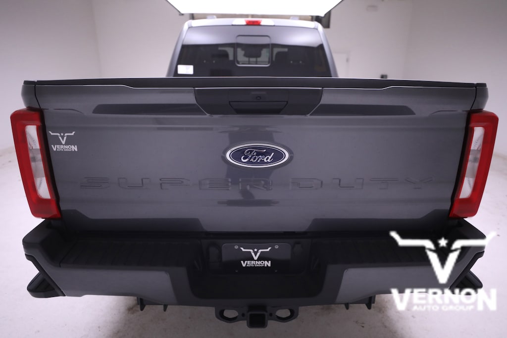 New 2026 Ford F-250 Truck Crew Cab