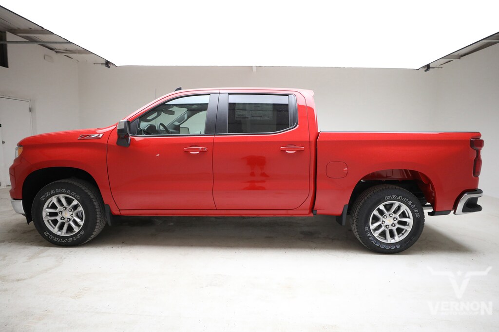 New 2026 Chevrolet Silverado 1500 LT w/1LT Truck Crew Cab