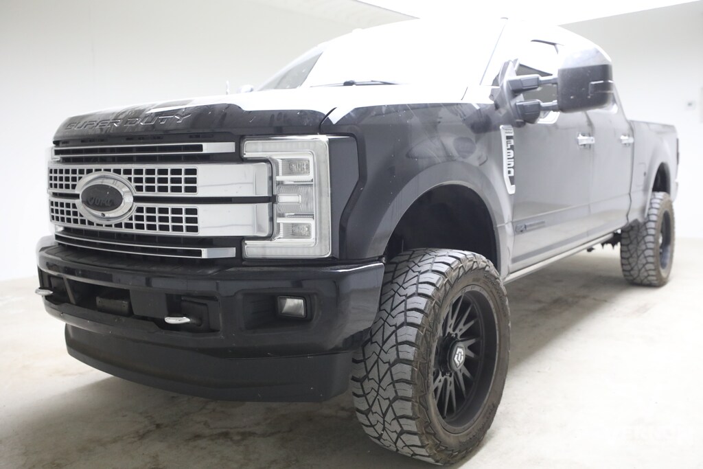 Used 2017 Ford F-350 Truck Crew Cab