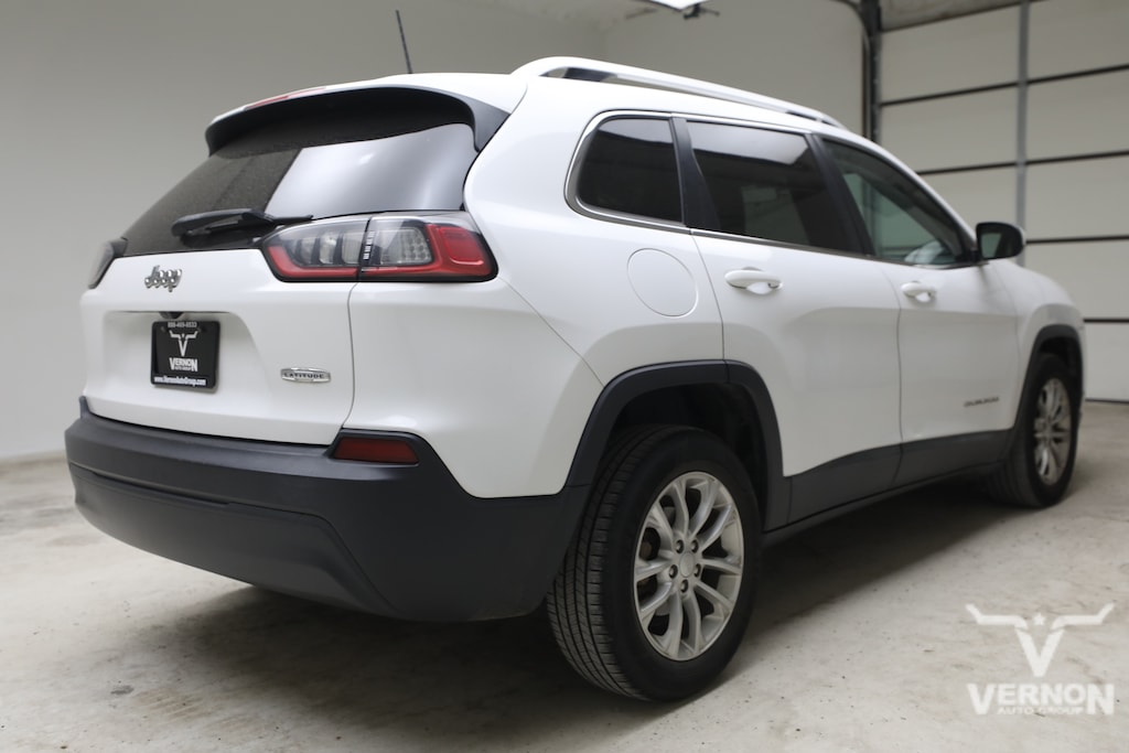 Used 2019 Jeep Cherokee Latitude FWD SUV