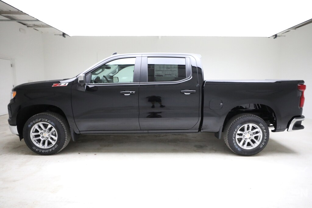 New 2026 Chevrolet Silverado 1500 LT w/1LT Truck Crew Cab