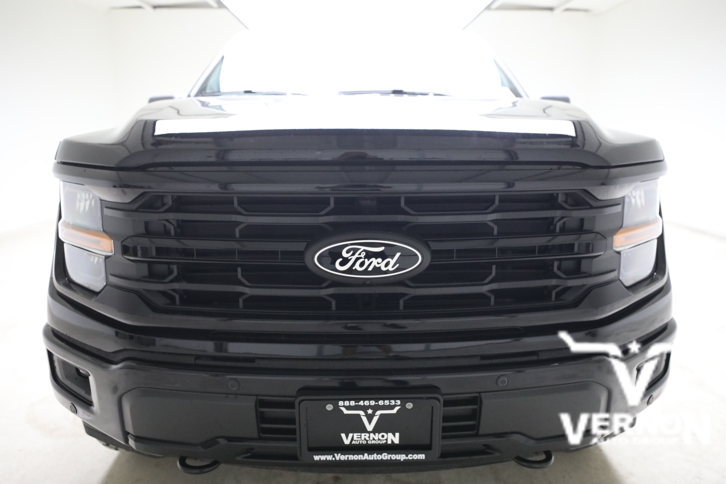 2026 Ford F-150 XLT - Photo 8