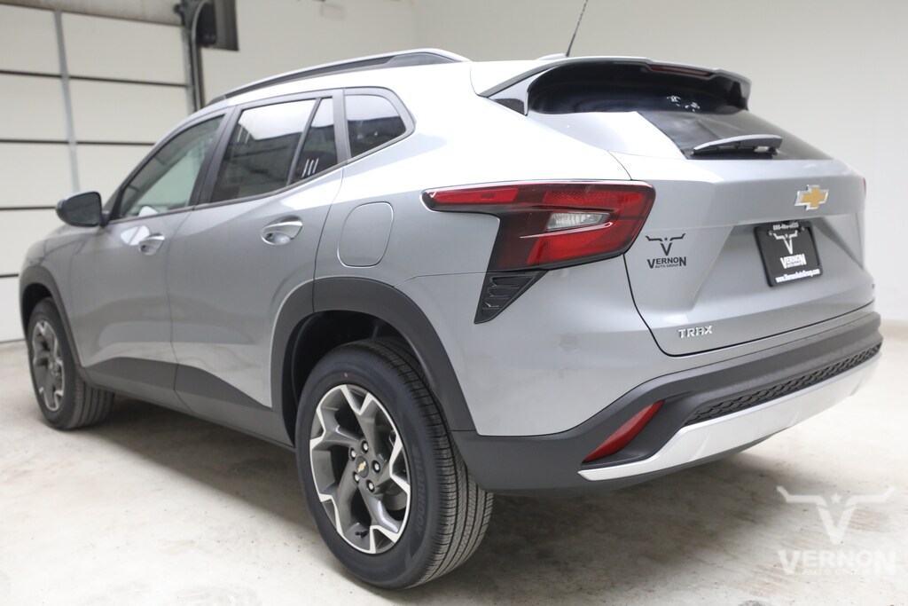 New 2026 Chevrolet Trax LT SUV