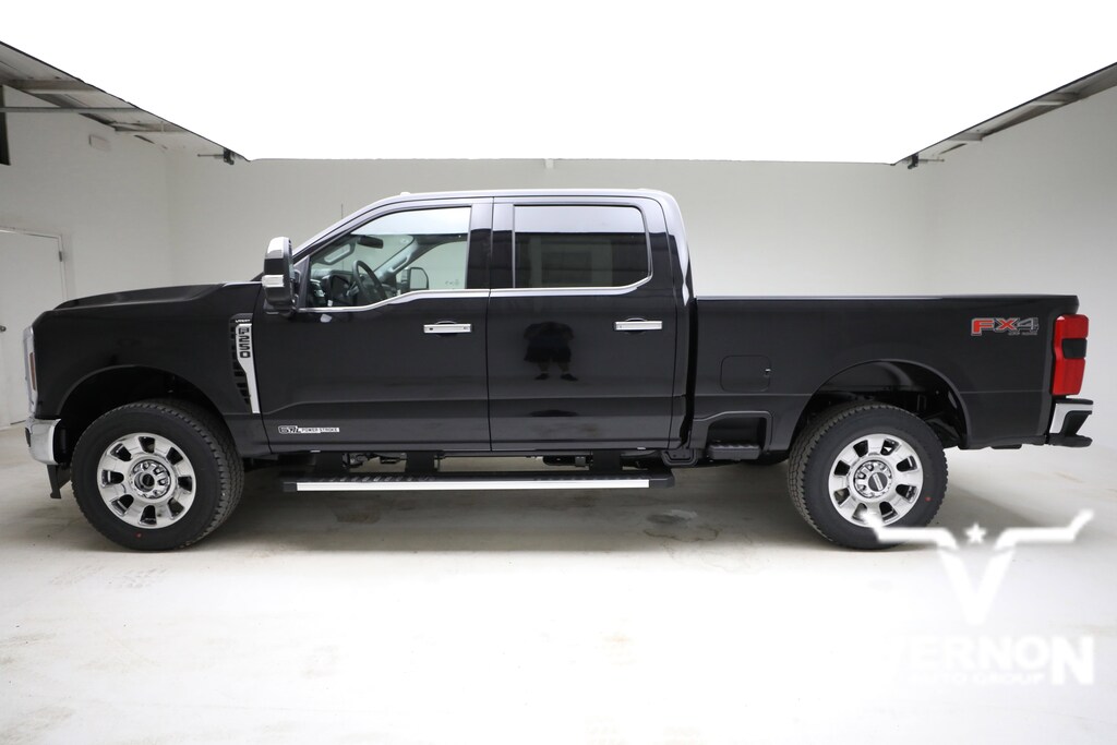 New 2026 Ford F-250 Lariat Truck Crew Cab
