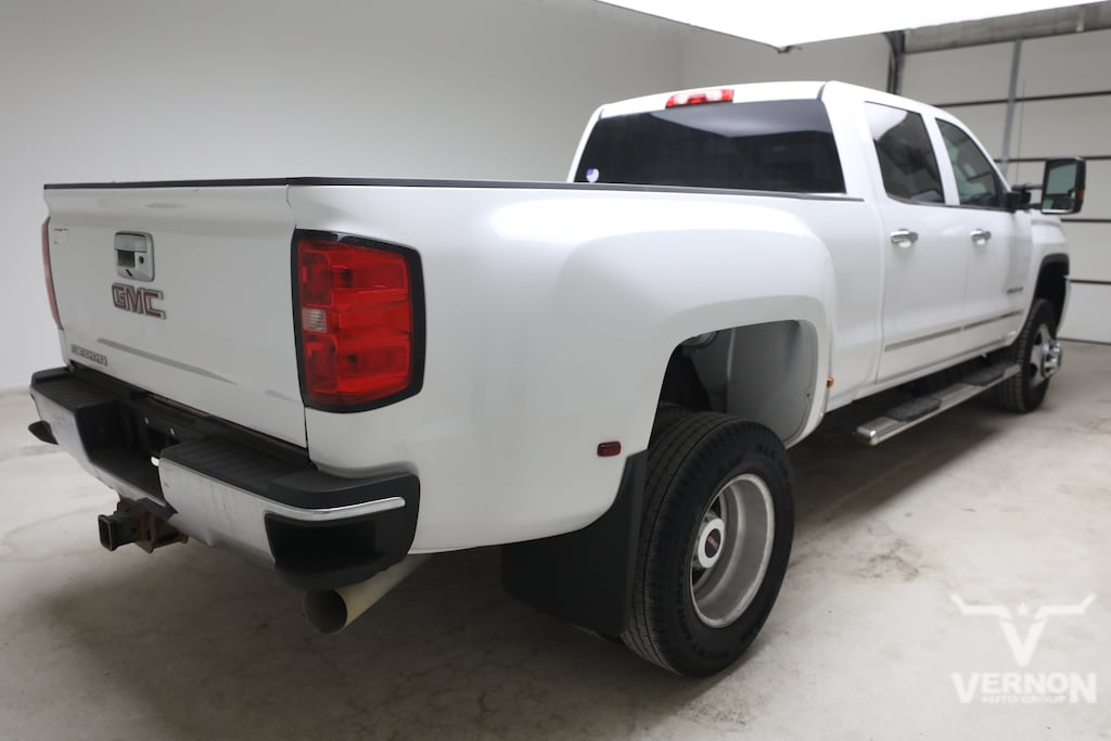 Used 2018 GMC Sierra 3500HD Base Truck Crew Cab