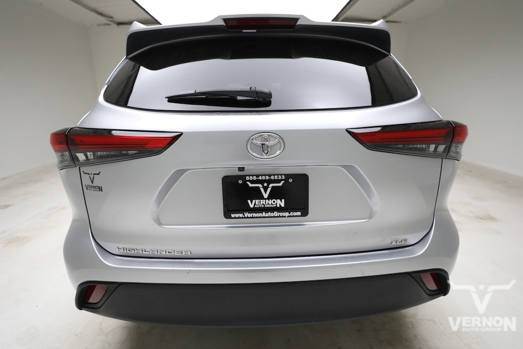 Used 2023 Toyota Highlander XLE SUV