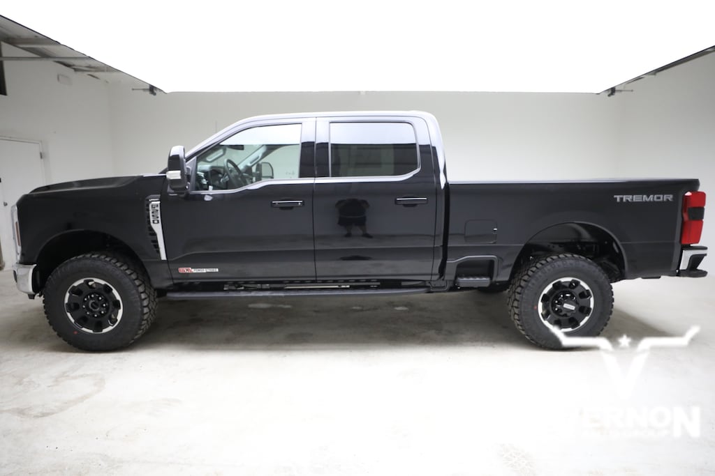 New 2026 Ford F-250 Lariat Truck Crew Cab
