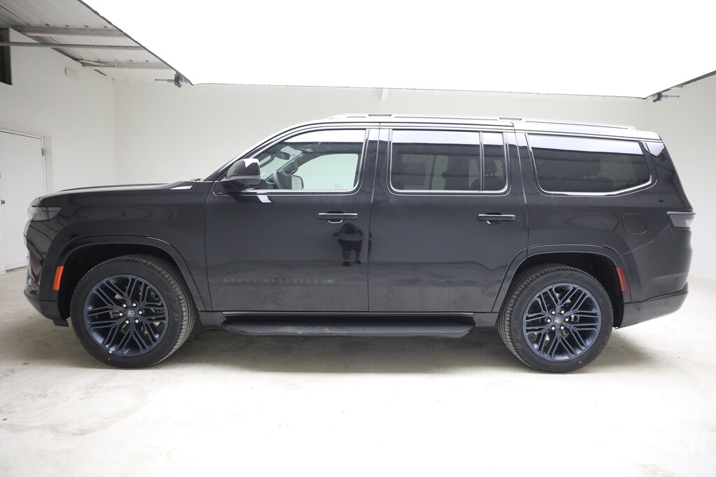 New 2026 Jeep Grand Wagoneer Base SUV