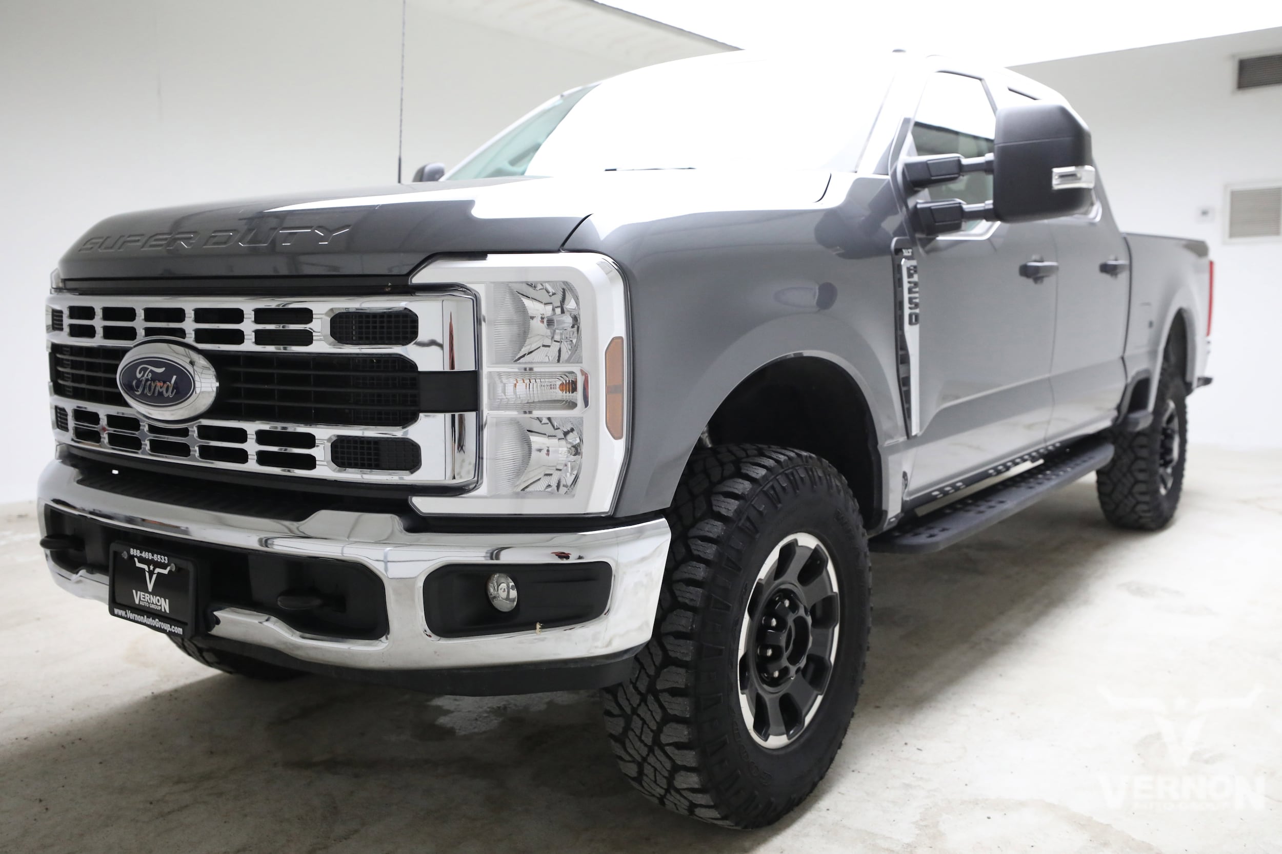 2025 Ford F-250 Truck Crew Cab 
