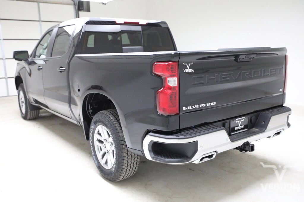 New 2026 Chevrolet Silverado 1500 LT w/1LT Truck Crew Cab