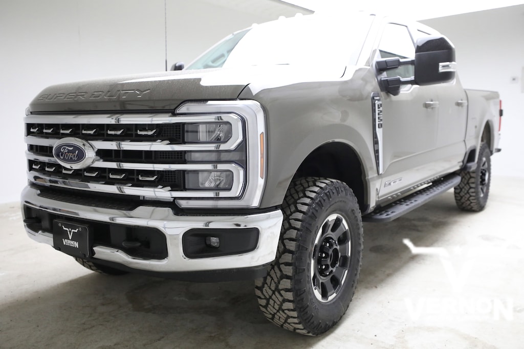 New 2026 Ford F-250 Lariat Truck Crew Cab
