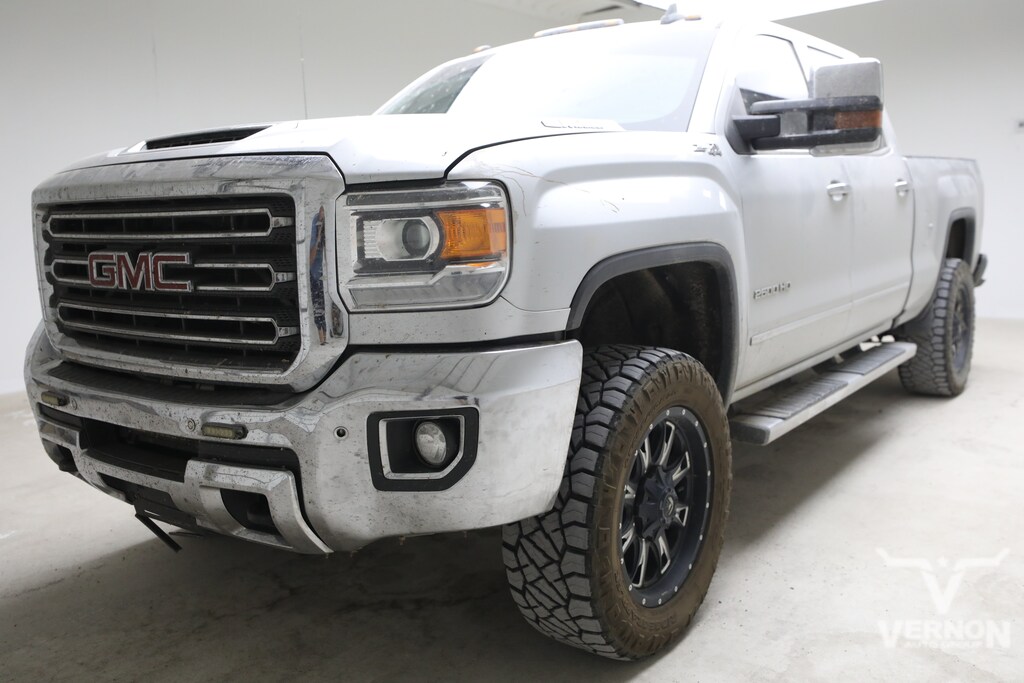 Used 2019 GMC Sierra 2500HD SLT Truck Crew Cab