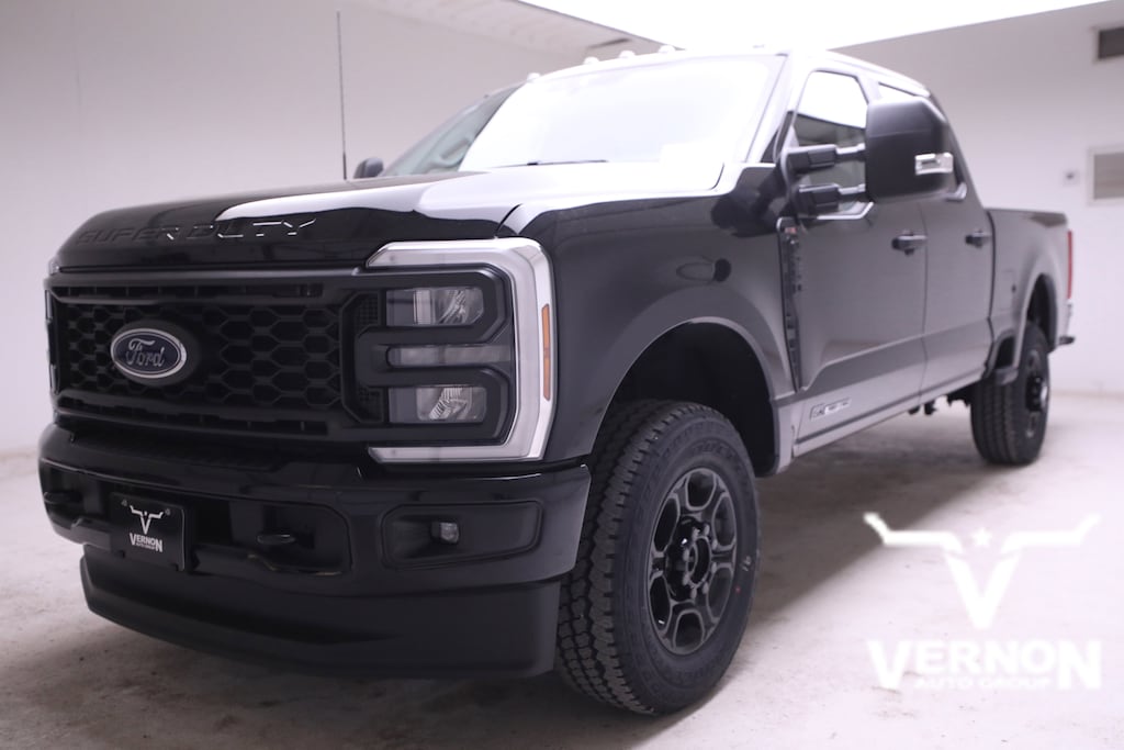New 2026 Ford F-250 XL Truck Crew Cab