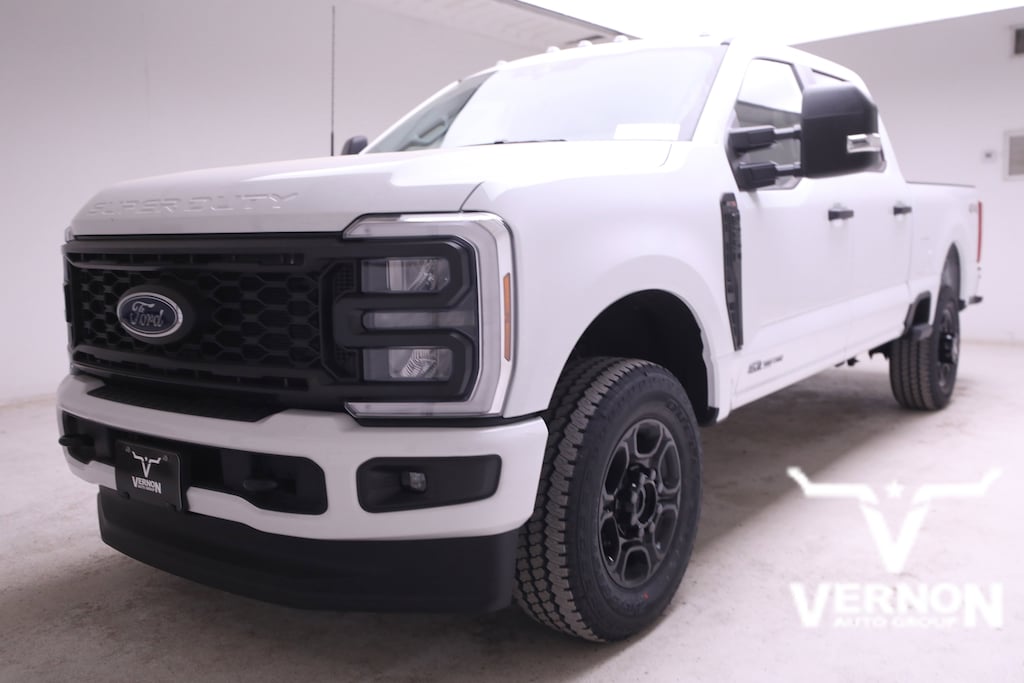 New 2026 Ford F-250 XL Truck Crew Cab