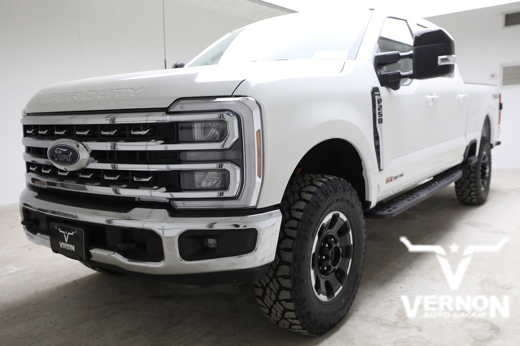New 2026 Ford F-250 Lariat Truck Crew Cab