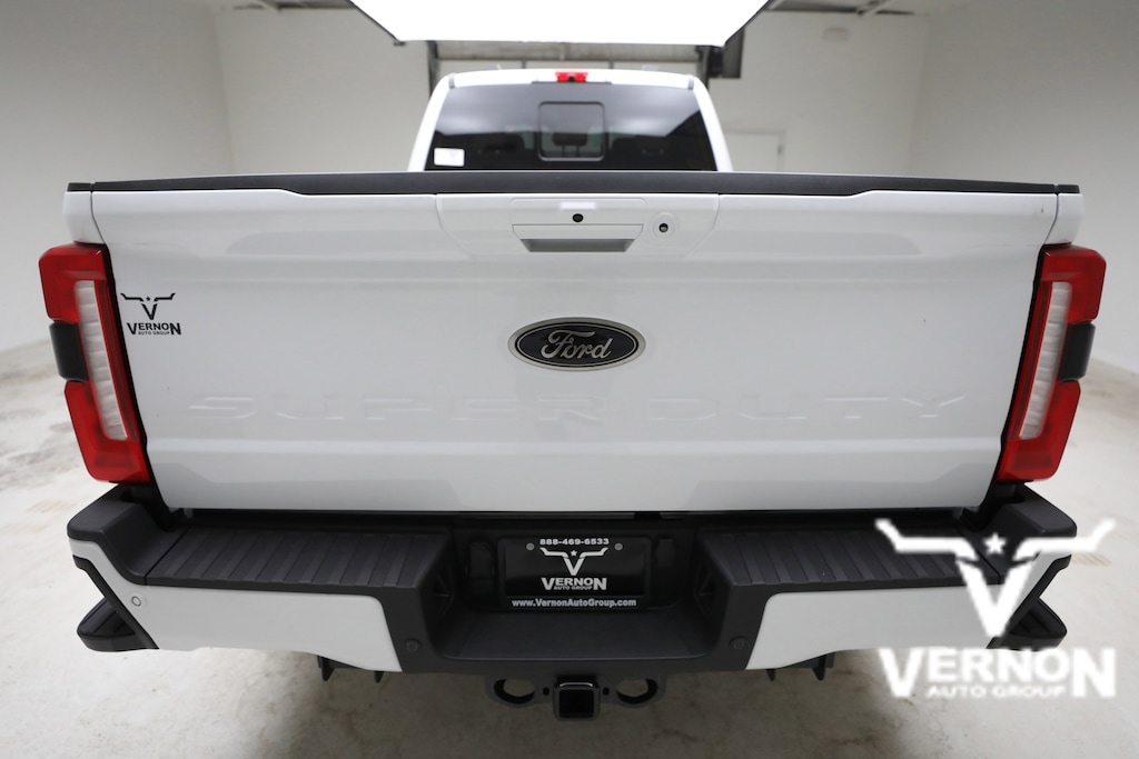 New 2026 Ford F-250 Lariat Truck Crew Cab