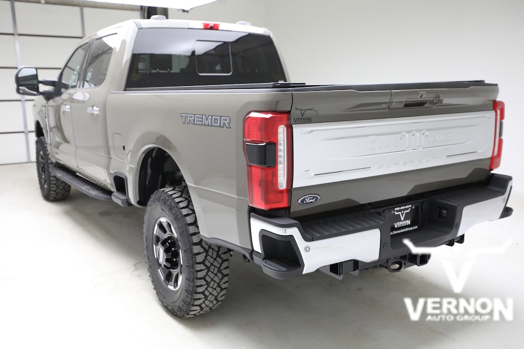 New 2026 Ford F-350 King Ranch Truck Crew Cab