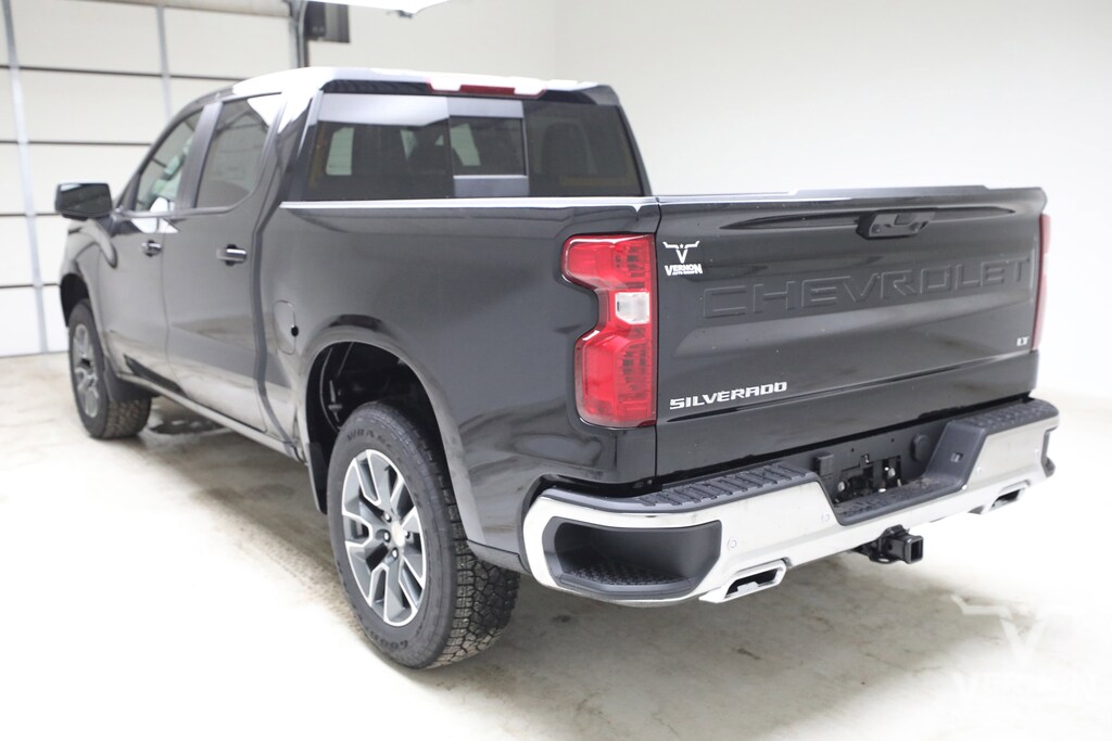 New 2026 Chevrolet Silverado 1500 LT w/1LT Truck Crew Cab