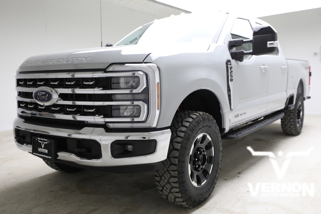 New 2026 Ford F-250 Lariat Truck Crew Cab