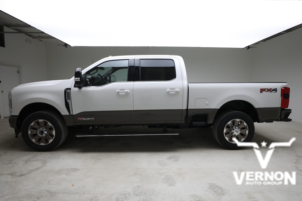 New 2026 Ford F-250 King Ranch Truck Crew Cab