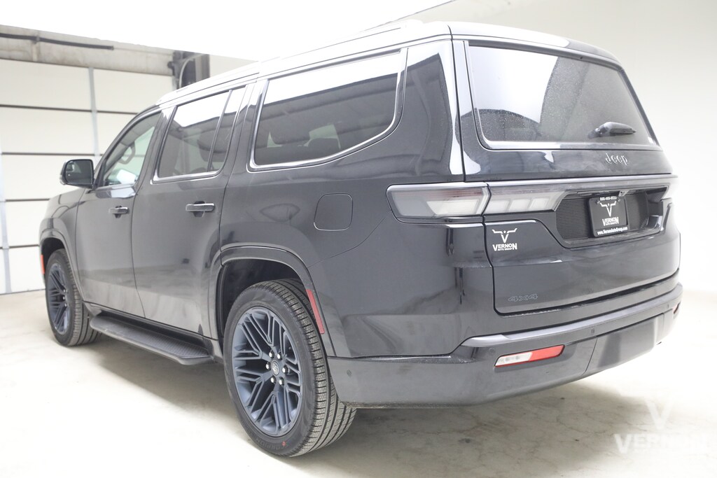 New 2026 Jeep Grand Wagoneer Base SUV