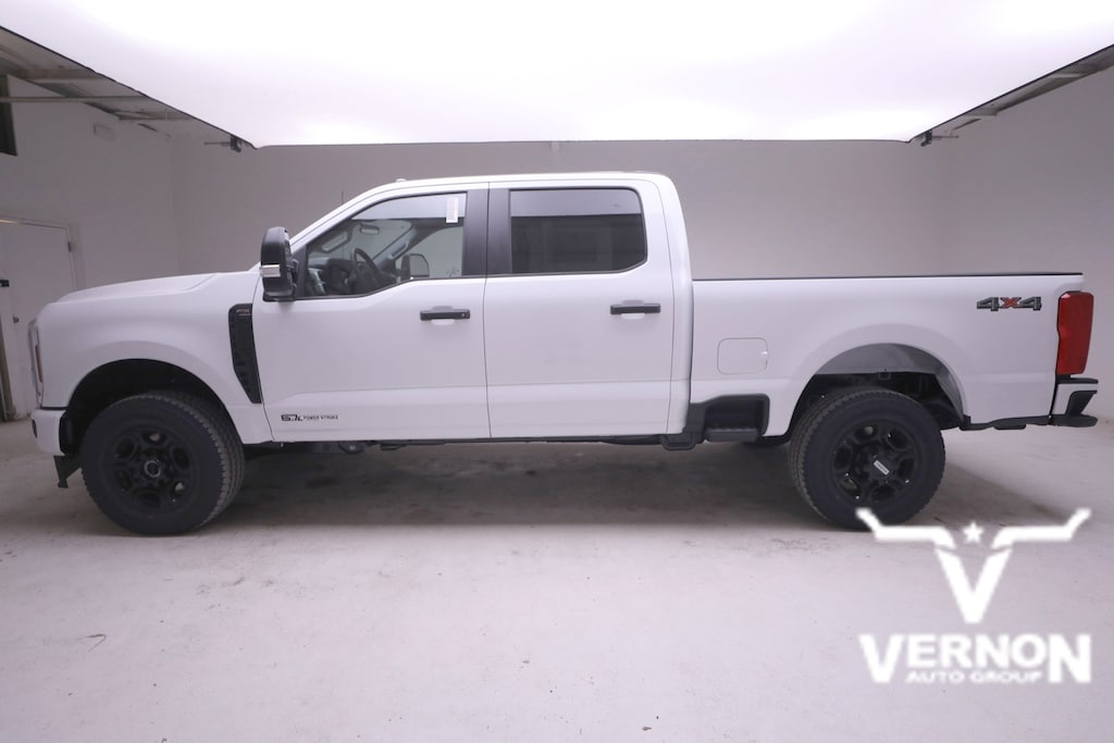 New 2026 Ford F-250 XL Truck Crew Cab
