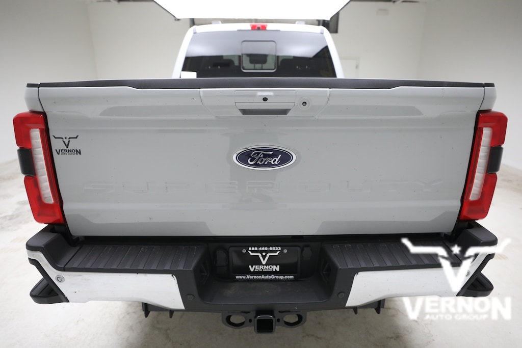 New 2026 Ford F-250 Lariat Truck Crew Cab