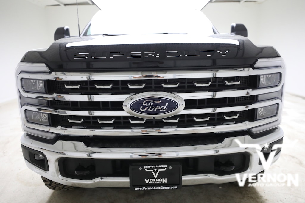 New 2026 Ford F-250 Lariat Truck Crew Cab