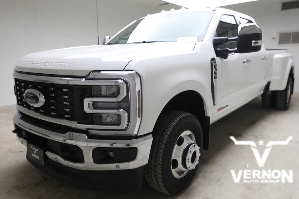 New 2026 Ford F-350 King Ranch Truck Crew Cab