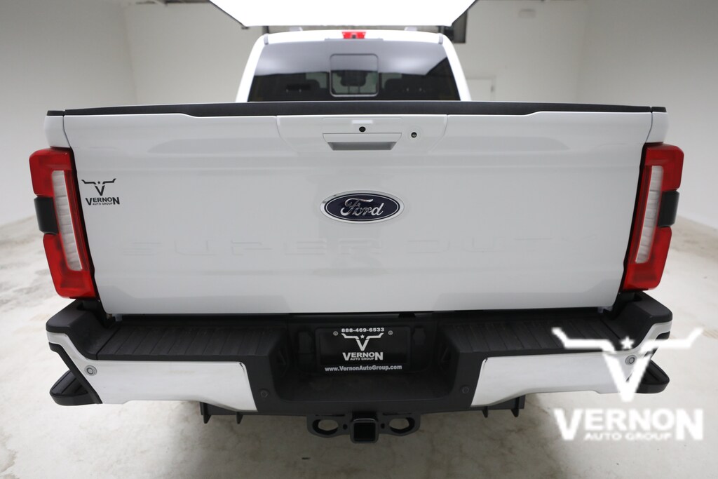 New 2026 Ford F-250 Lariat Truck Crew Cab