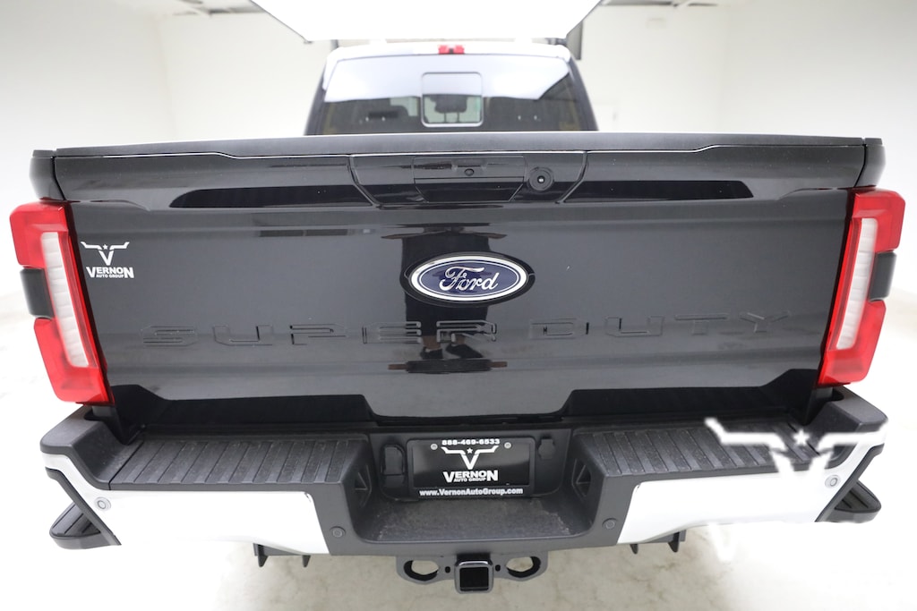New 2026 Ford F-250 Lariat Truck Crew Cab