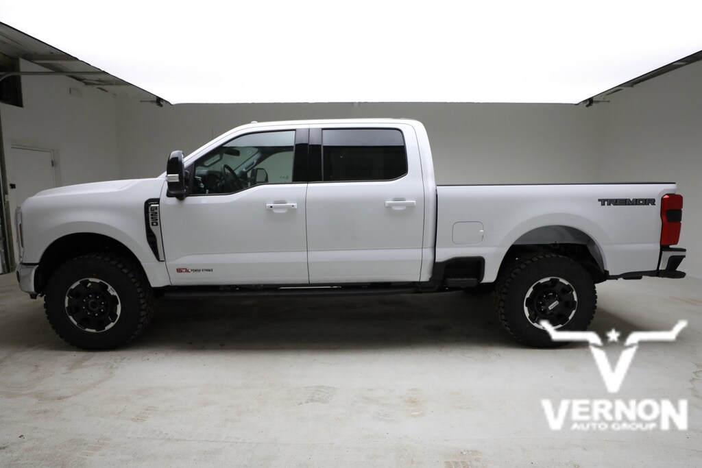 New 2026 Ford F-250 Lariat Truck Crew Cab