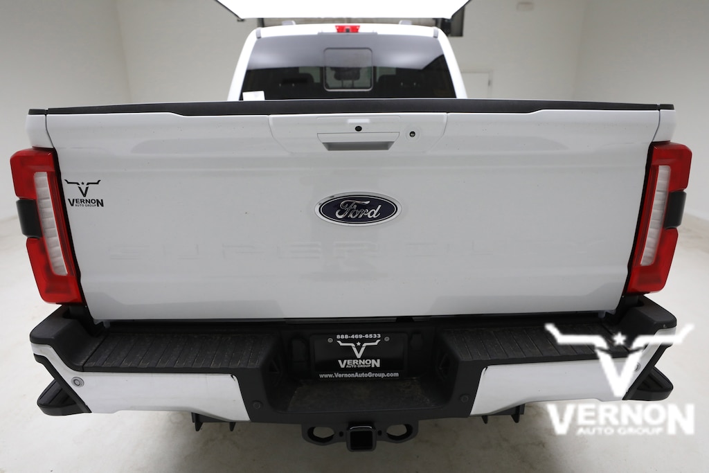 New 2026 Ford F-250 Lariat Truck Crew Cab