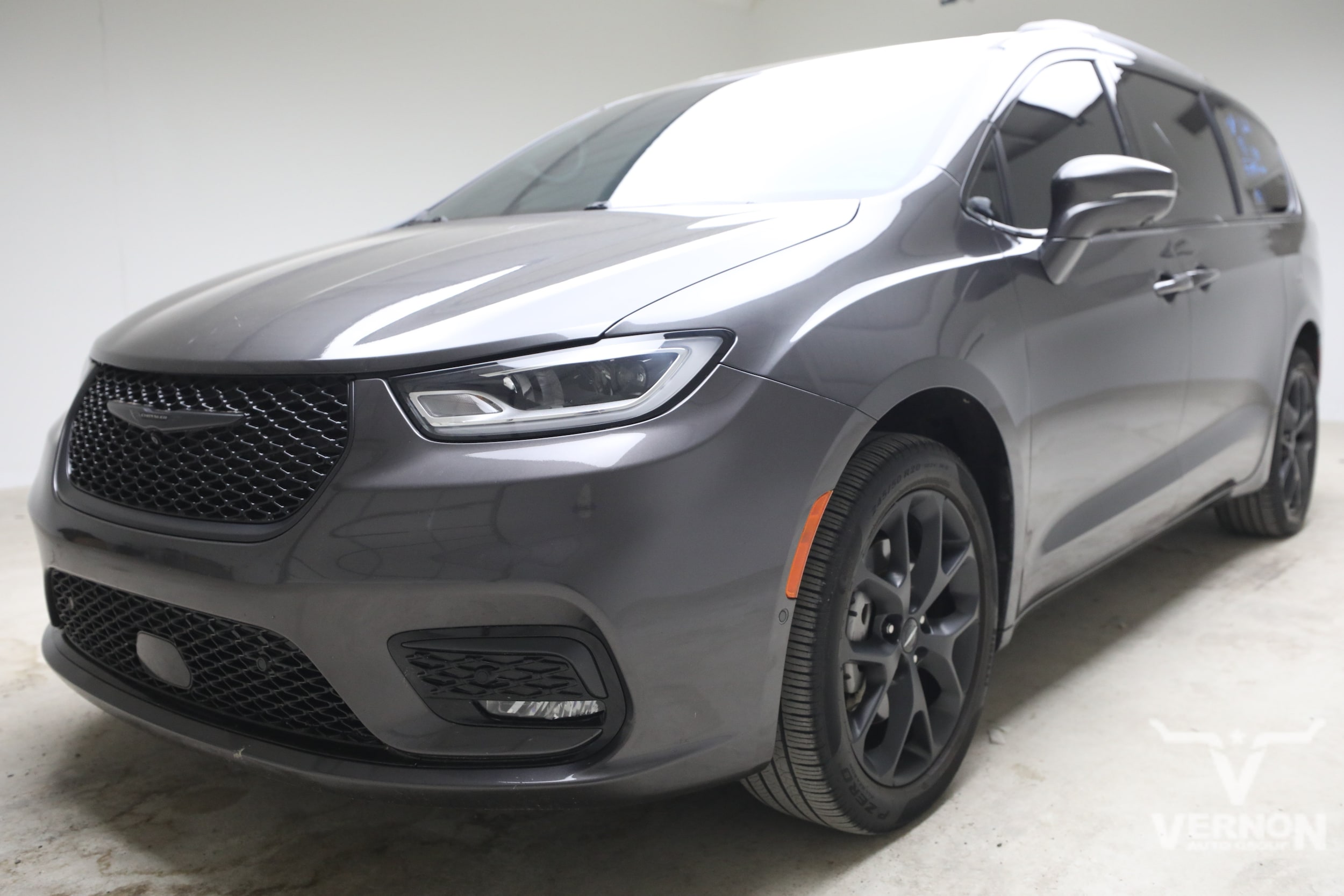 Used 2022 Chrysler Pacifica Limited