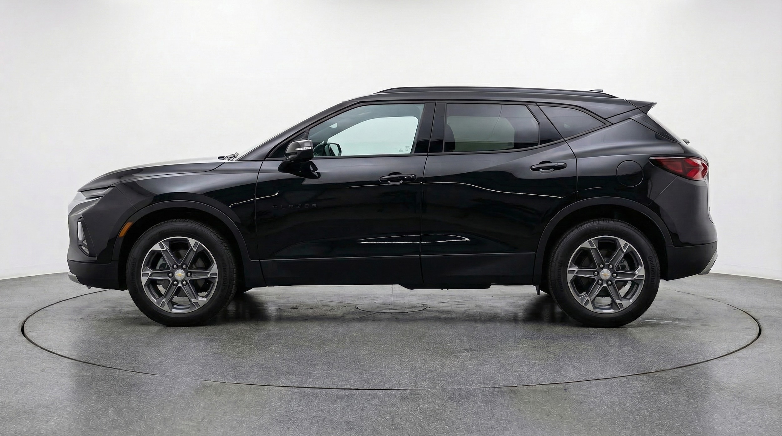 Thumbnail: 2025 Chevrolet Blazer - 4